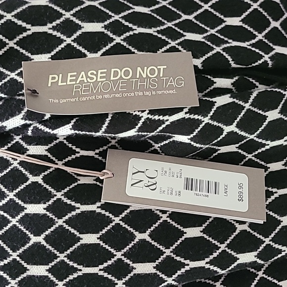 NY& Co Sweater Dress - Picture 6 of 11